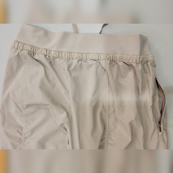 Athleta Attitude 2 Mid Rise Jogger - Picture 4 of 6